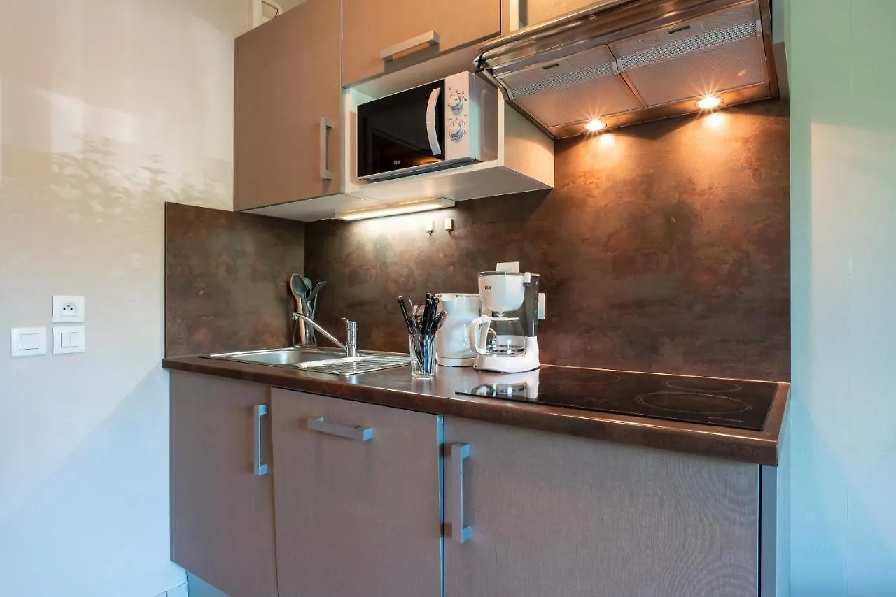 Apartment Les Thermes 427 - Appt Avec Piscine Partagee Concarneau